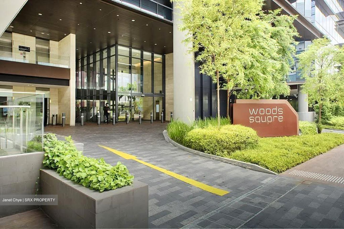 Woods Square (D25), Office #631913681
